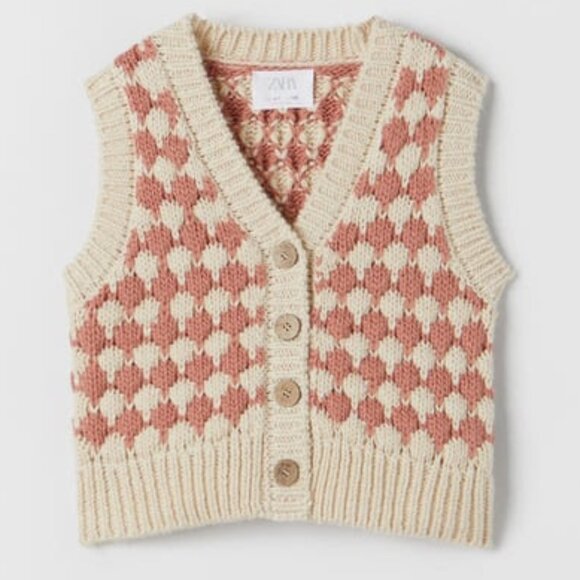 NWOT Pink/Beige Argyle Knitted Vest - Picture 1 of 5